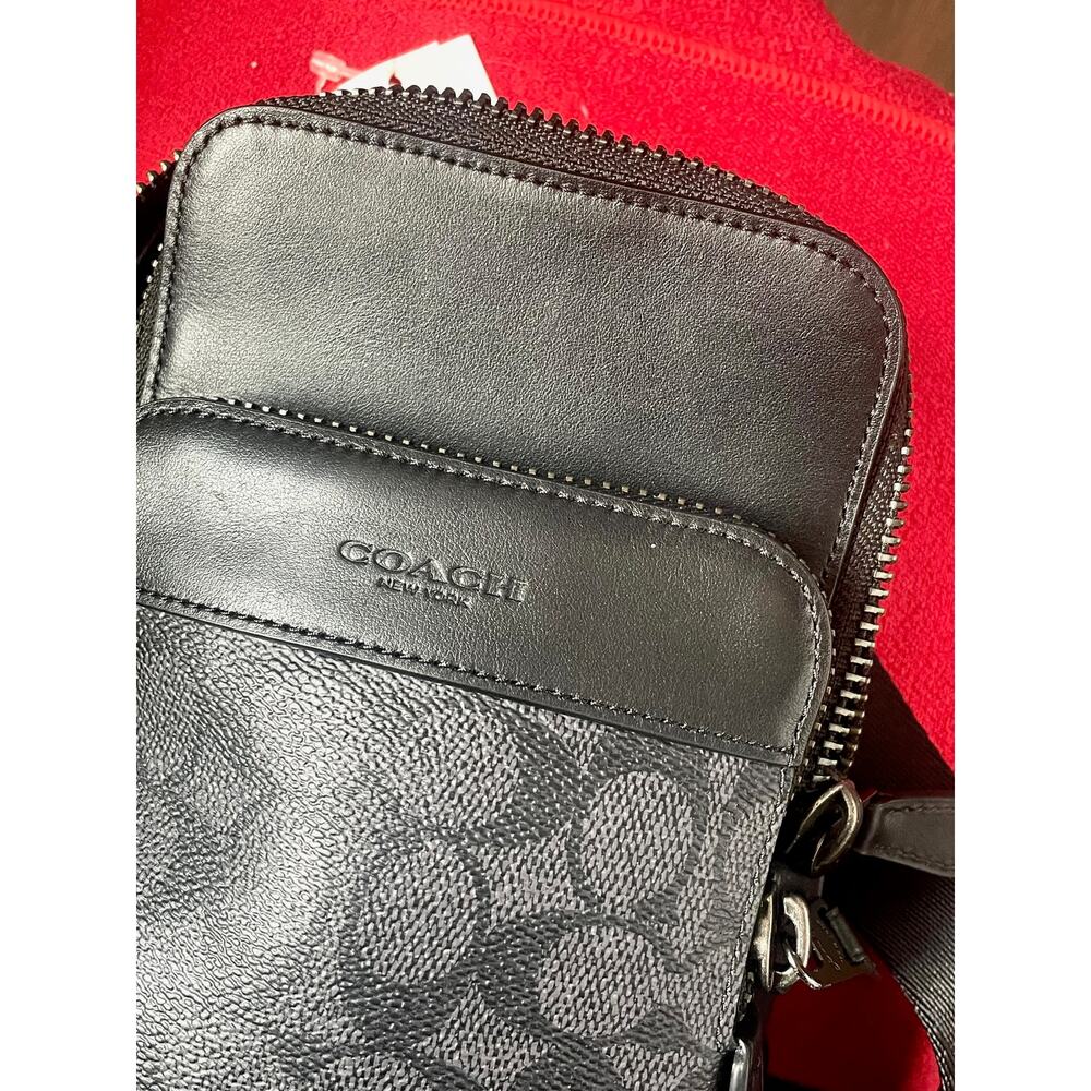 Coach Gotham Sling Pack 13 Signature Canvas Black Leather CC091 Bag - Picture 13 of 16
